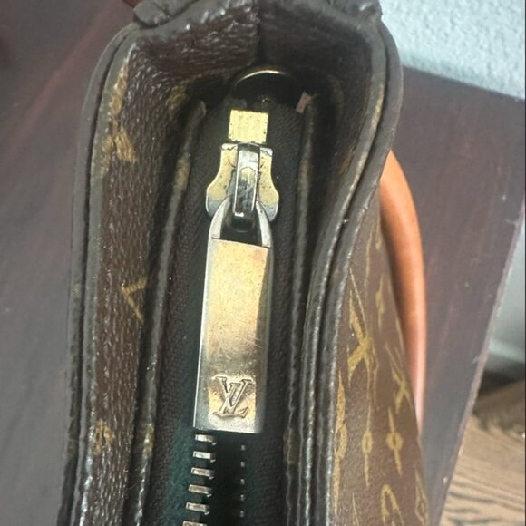 Louis Vuitton Vintage Monogram Looping GM Bucket Bag (FL0015, 2005) - Picture 10 of 11